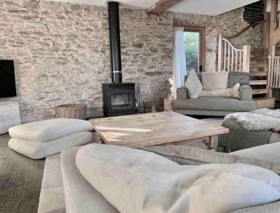 The Old Chapel Villa St. Davids  Luaran gambar
