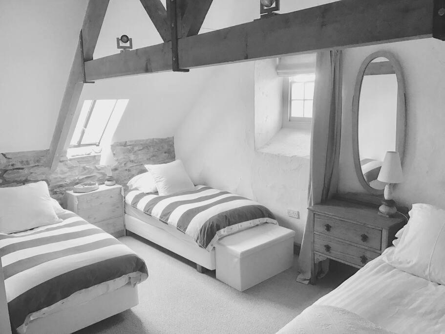 The Old Chapel Villa St. Davids  Luaran gambar